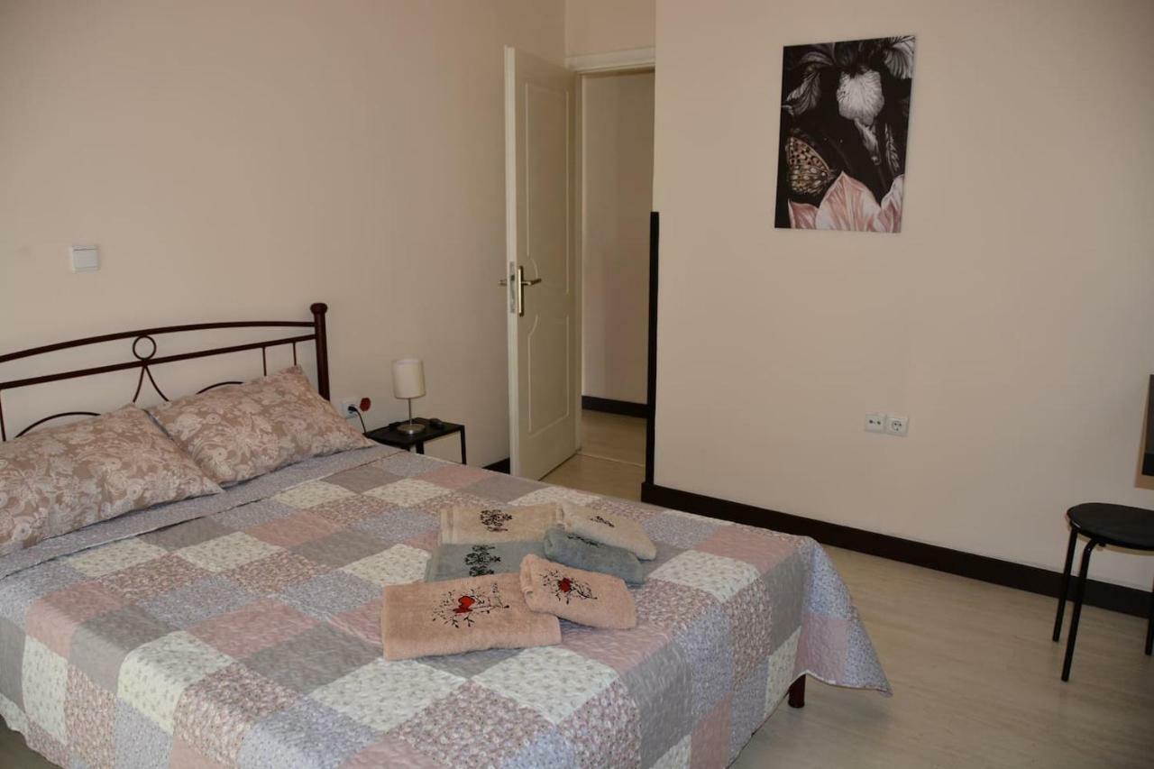 Modern Apartment, 5΄ Walk From Central Metro Station Athene Buitenkant foto