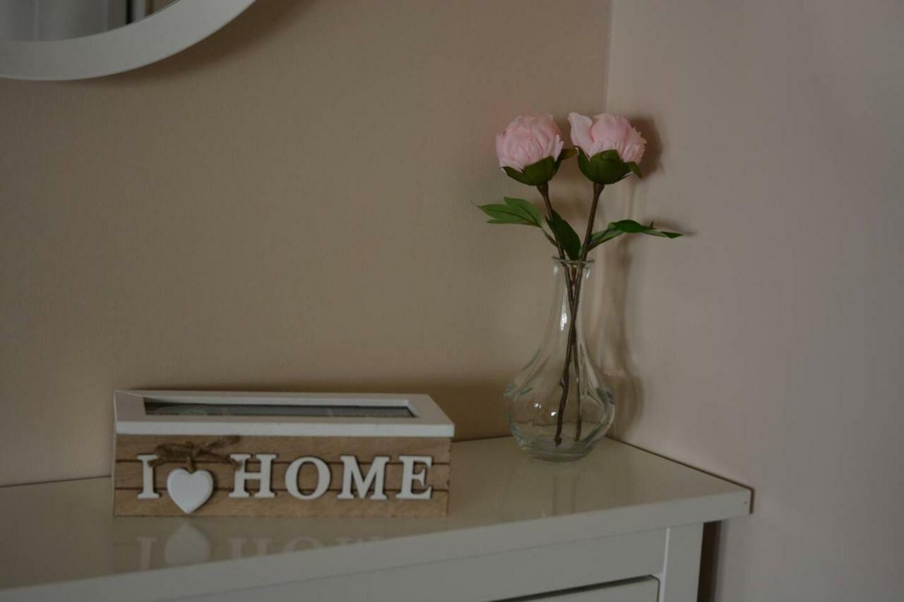 Modern Apartment, 5΄ Walk From Central Metro Station Athene Buitenkant foto